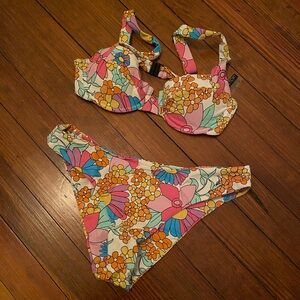 Vetchy Floral Bikini Set with Pink and Orange Flowers